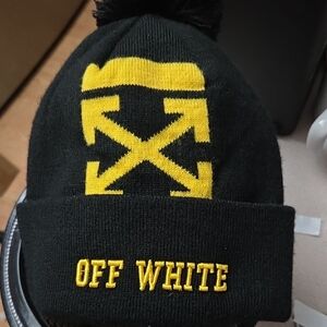 Off-White Black Beanie with Yellow Arrows